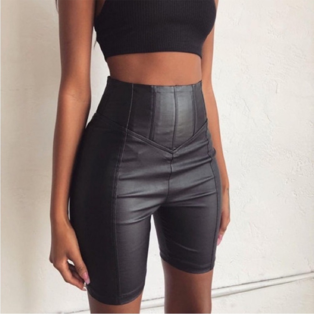 Meshki shorts